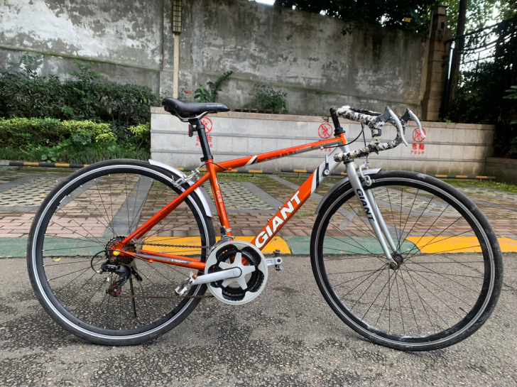 捷安特公路自行车,700c,骑行轻便省力,...