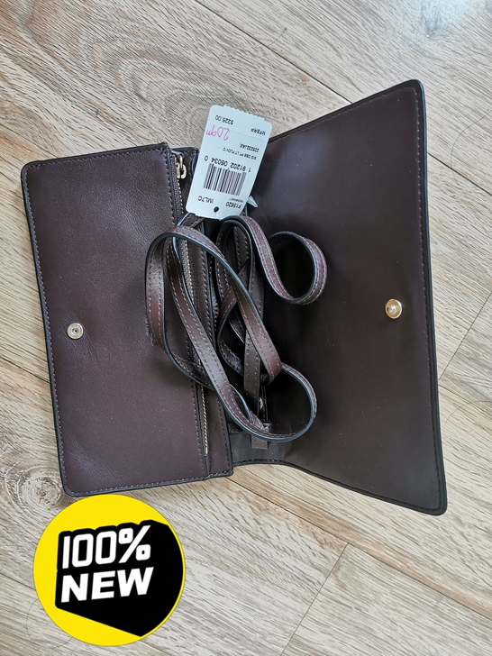 coach 浮雕酒红手拿包，f15620，...