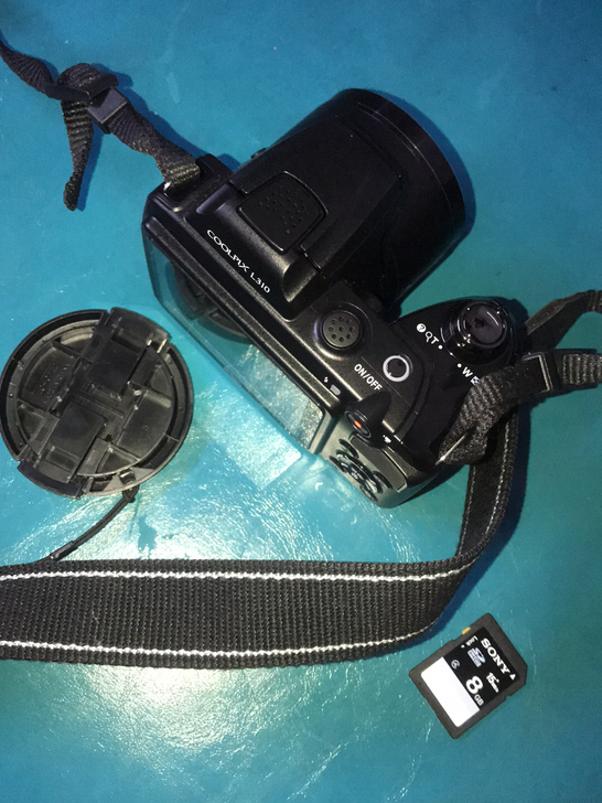 尼康l310。成色如图  正常使用