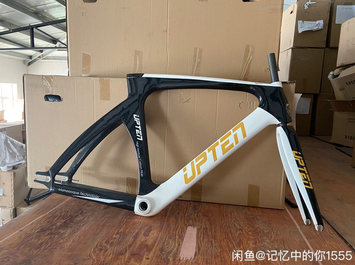 全新700c碳纤维公路车架，单速死飞车架，...