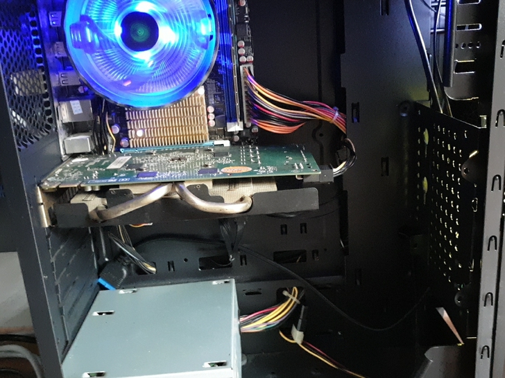 翔升660s显卡2g，电脑上在用。无暗病，...