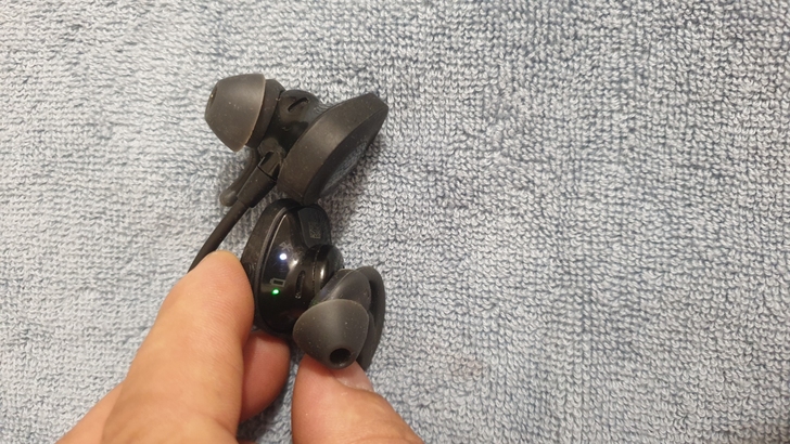 正品bose蓝牙耳机，音质优美，低音更是通...