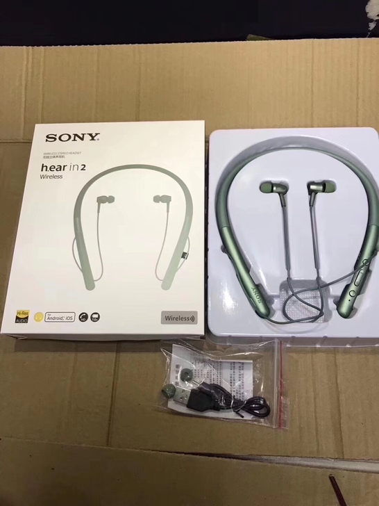 闲置出售全新索尼700蓝牙耳机挂脖式蓝牙耳...