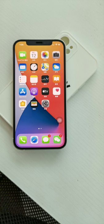 苹果12    iPhone12