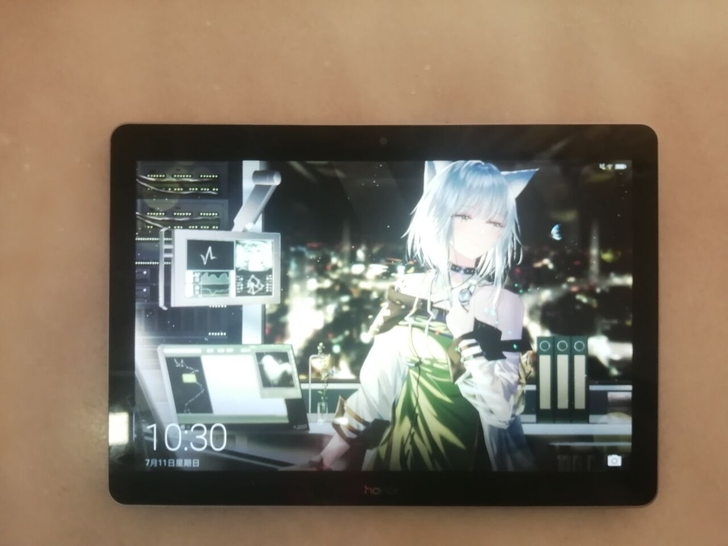 荣耀平板2全新16G买来才用一个月。觉得内...