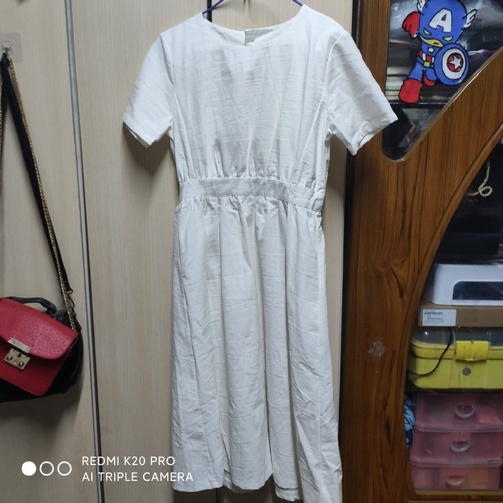 全新白色个性连衣裙女