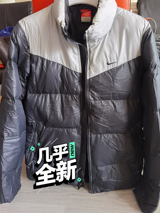 耐克羽绒服,150元包邮,170码。