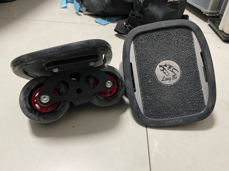 漂移板新款专业成人儿童初学者代步刷街神器分...