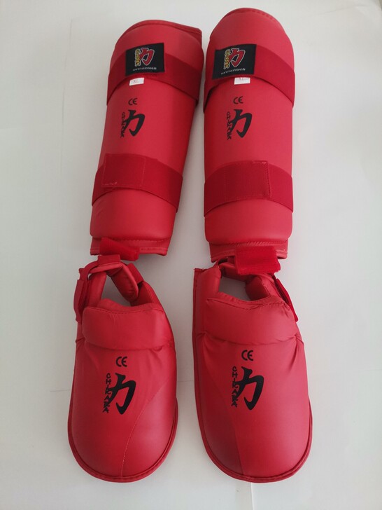 全新出口德国CE 认证空手道护腿连脚背，散...