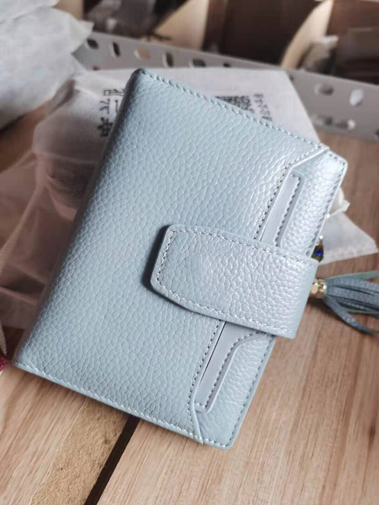 全新！！女士真皮钱包，朋友赠送卡包钱包都可...