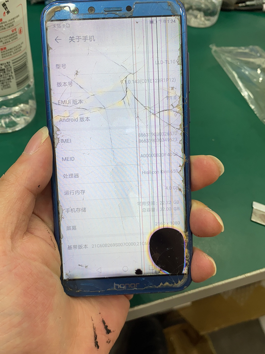 荣耀9 青春 432G 显示屏坏 后玻璃破...
