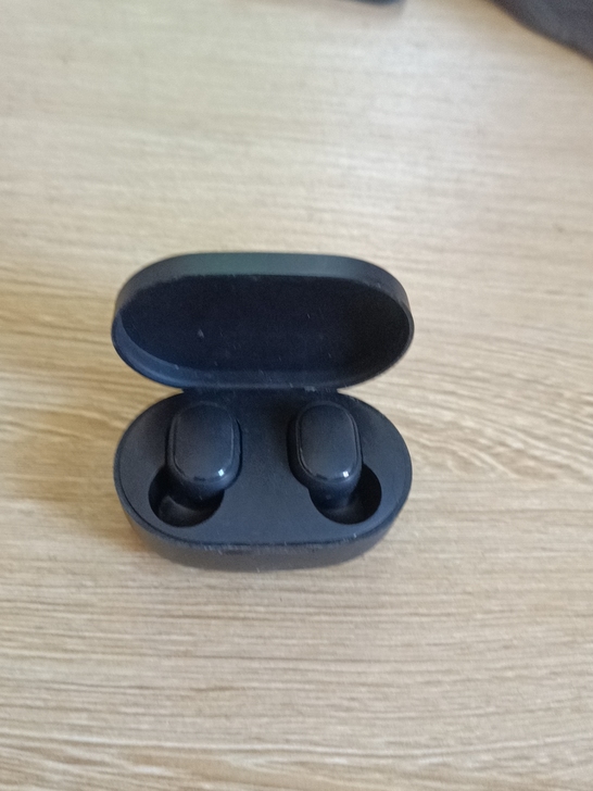 红米蓝牙耳机，闲置，很少用