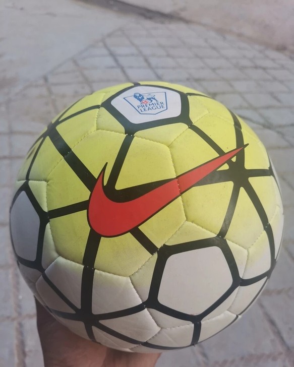 二手 耐克 五号 三层 足球