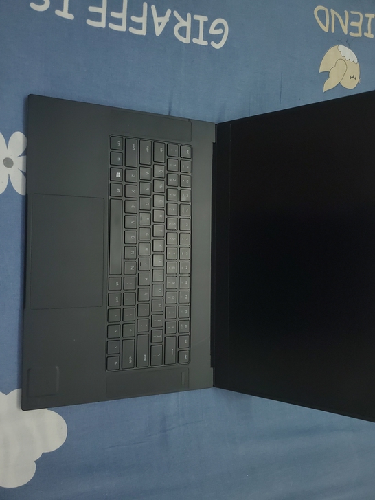 雷蛇灵刃15 精英版 i7 8750 10...