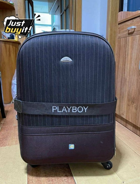 旅行箱甩啦，新旧程度 七成新