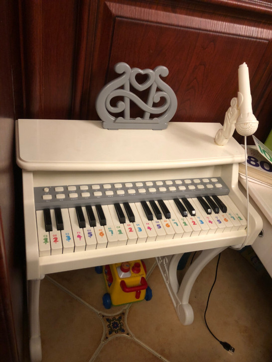 全新玩具电子钢琴 可插电 可装电池使用 全新