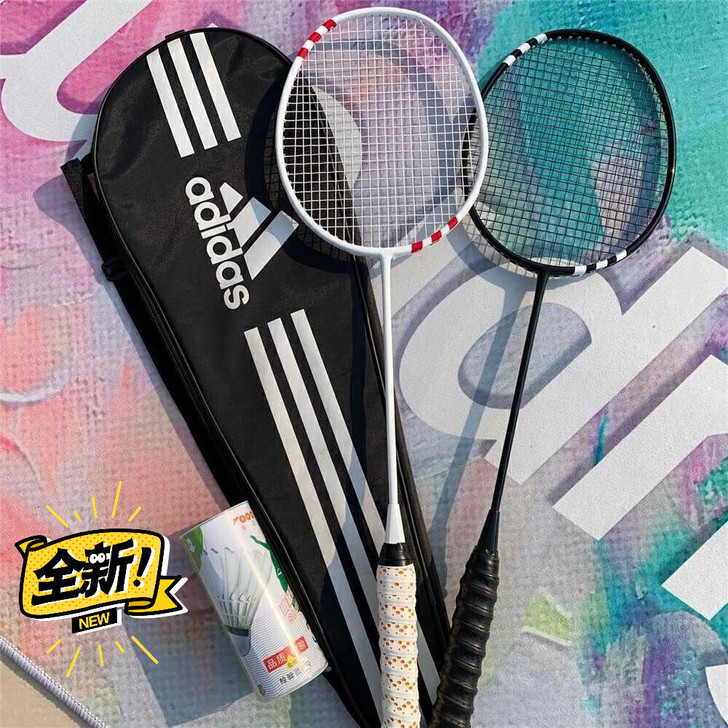 低价处理阿迪达斯羽毛球拍全碳素超轻双拍2只...