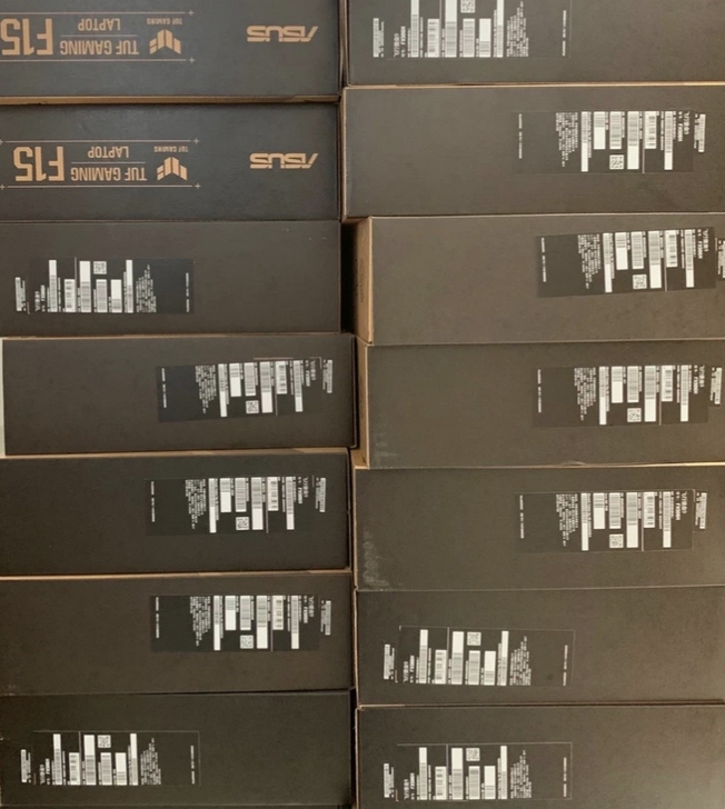 华硕飞行堡垒 酷睿标压 15.6英寸游戏本...