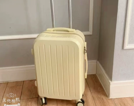 【清仓处理】全新糖果色20寸登机箱22寸2...