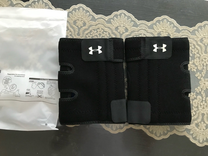 安德玛护膝，篮球护膝。跑步健身护膝。护膝全...