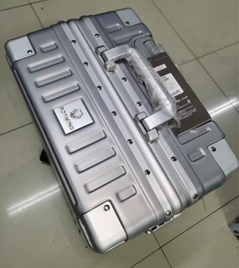 日本漫游全新22寸最后图片的角有一点塌塌感...