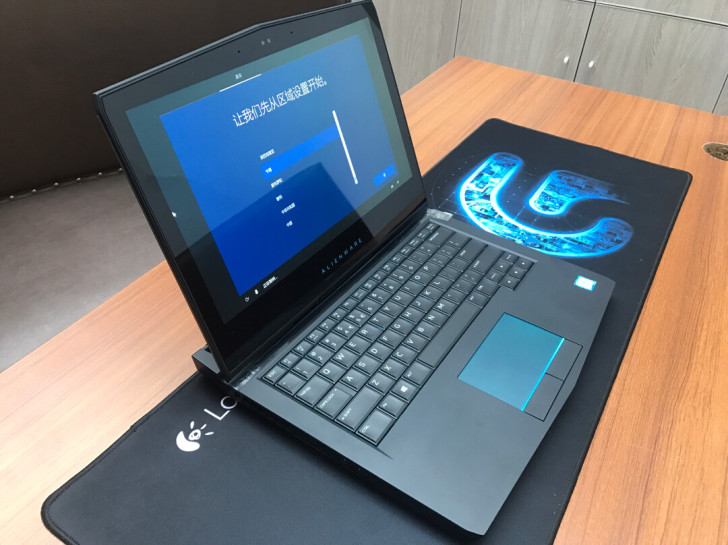 戴尔Alienware外星人13寸触控游戏...