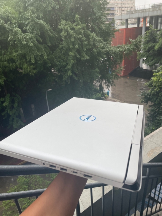 戴尔 i7 8750 gtx1060神舟战...