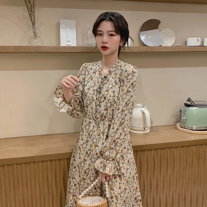 法式小众初恋长裙温柔气质碎花连衣裙，小碎花...