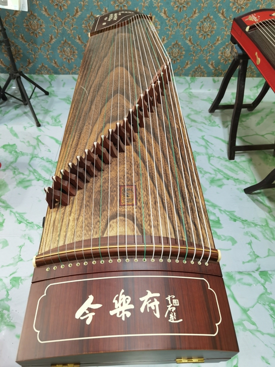 卖掉了古筝！二手！入手一年，换新筝了！裸琴...