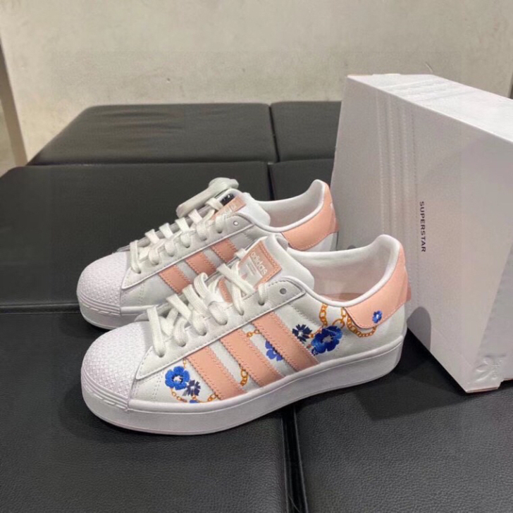 全新Adidas 2021春季新款SUPE...