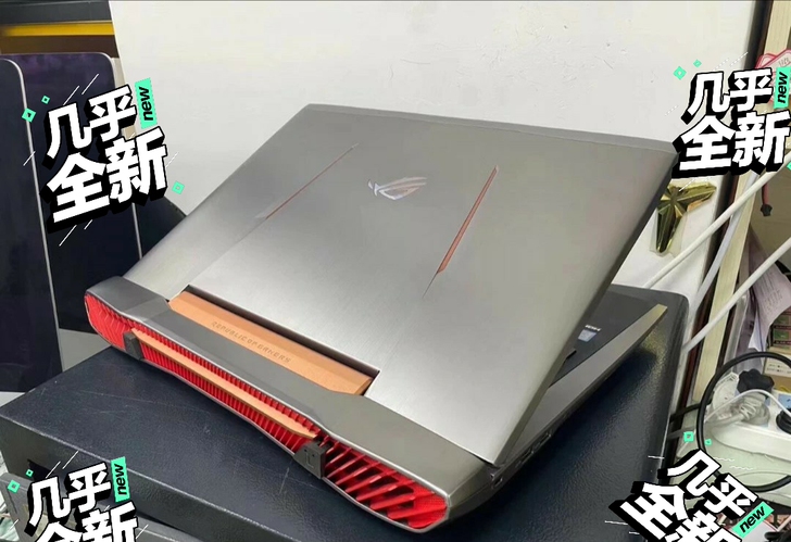 华硕ROG玩家国度G752VSK  17寸