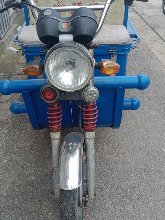 闲置的三轮车，没有电池，车子功能是正常的，...