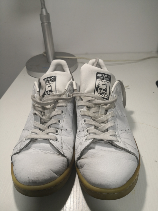 阿迪达斯 运动鞋，Adidas 运动鞋，4...