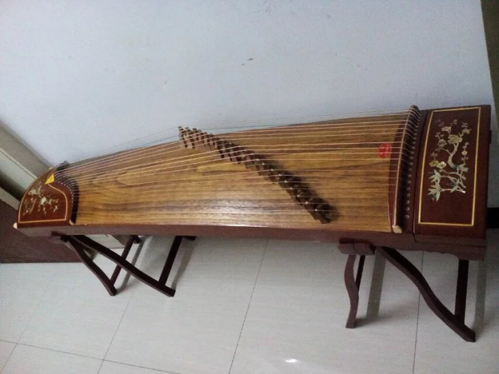 古筝全套，包括支架、曲谱架、外袋、盖布、扳...