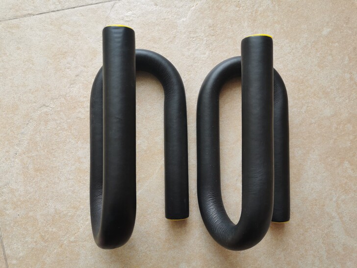 S型俯卧撑，拉力器健身器，99成新