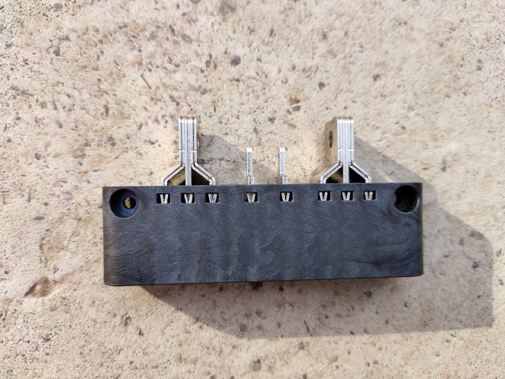 极飞21款电池插头