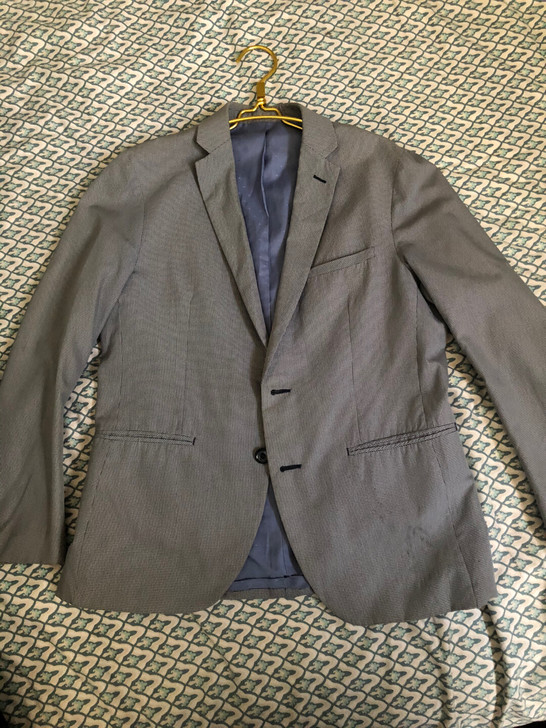 海澜之家西服 专柜299购买