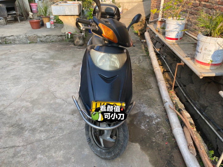 仿豪爵摩托车整车