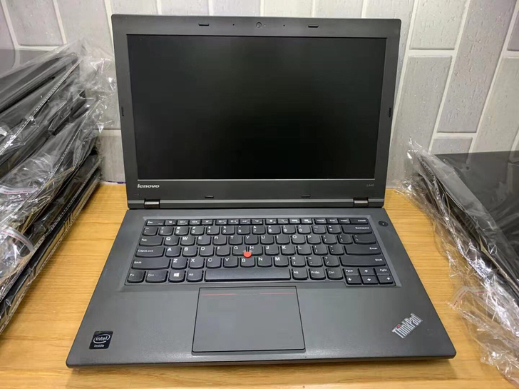联想笔记本L440 9成新购于京东无任何故...