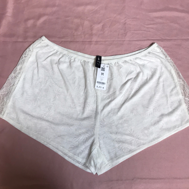 出口欧洲cotton on蕾丝短裤 全新带...