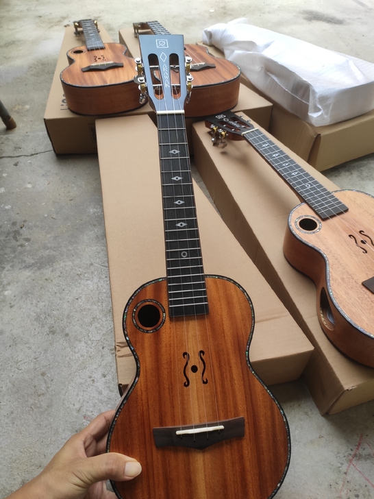 便宜出全新单板尤克里里23寸单板尤克里里古...