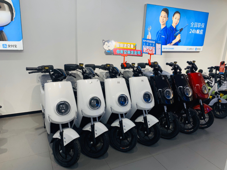 哈啰电动车只能防盗，手机远程控制，国标上绿...