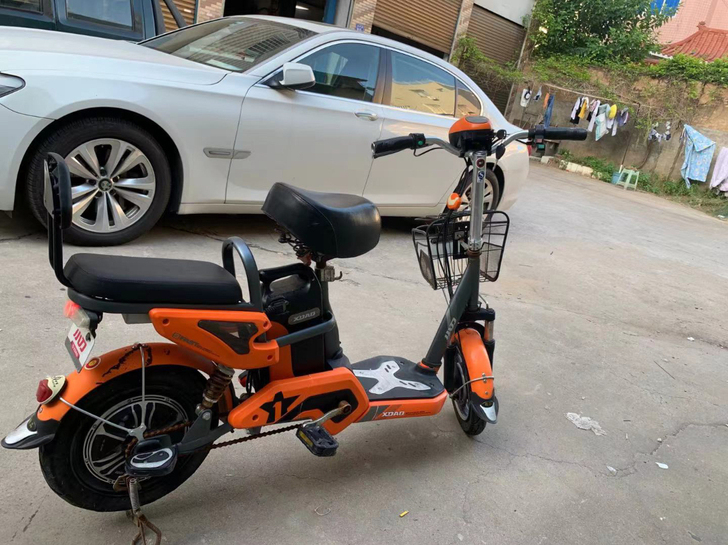 小刀二手电动车出售,价格880