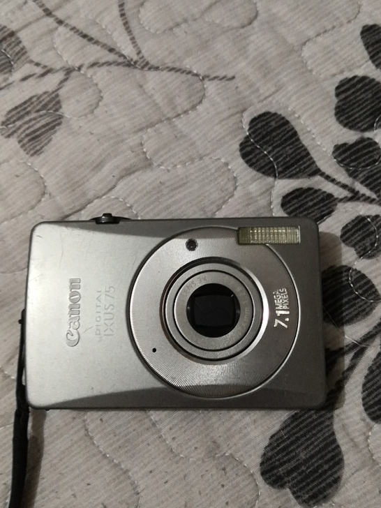 佳能ixus75 ccd相机，功能完好，本...