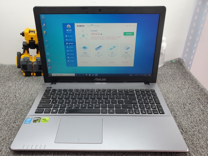 华硕游戏本 全原无修 功能功能正常