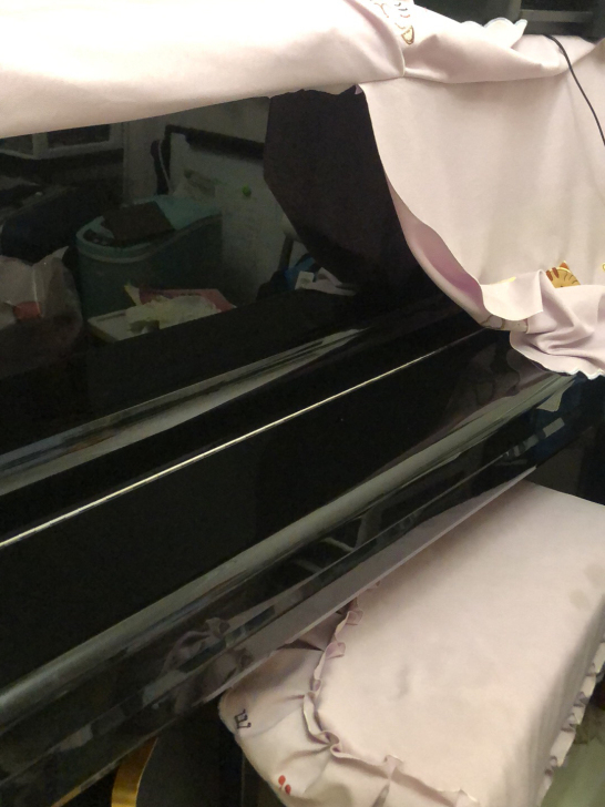 钢琴，买了5年，一直闲置，现在搬家没地方放...