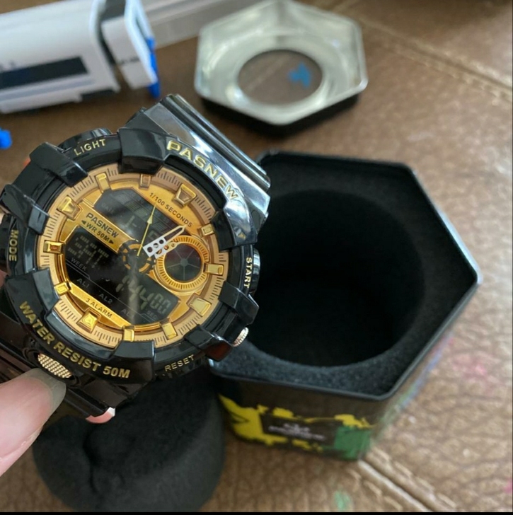 2021新款电子表学生潮流倒计时闹钟防水多...