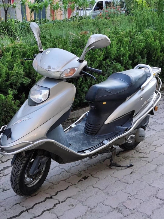 新大洲本田白雪公主 王野摩托125闲置处理...