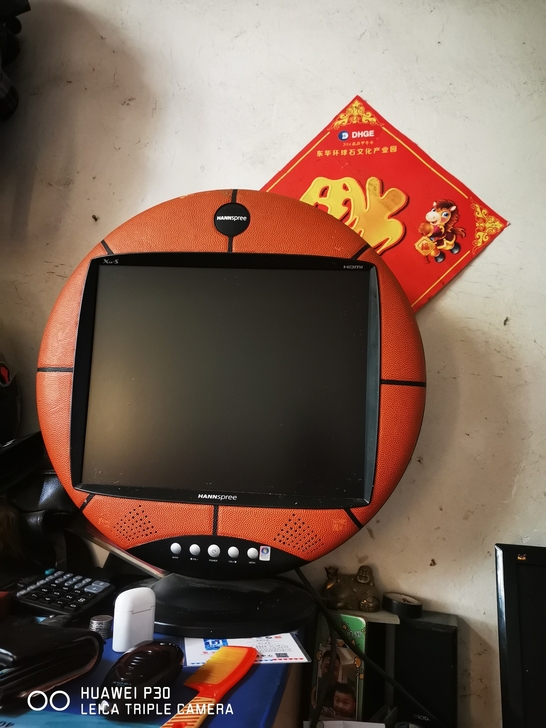 19寸篮球显示器 正屏 带HDMI  和V...