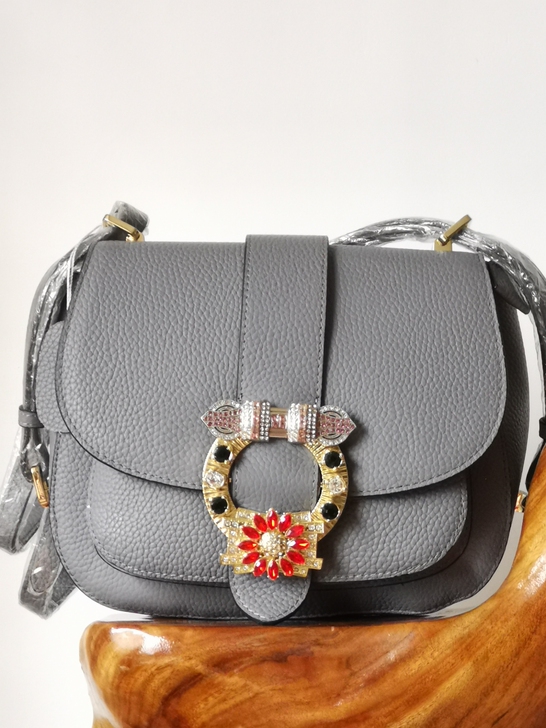 全新真皮头层牛皮镶钻马鞍包斜挎包单肩包女包...